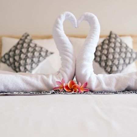 Nanda Homestay Canggu Buitenkant foto