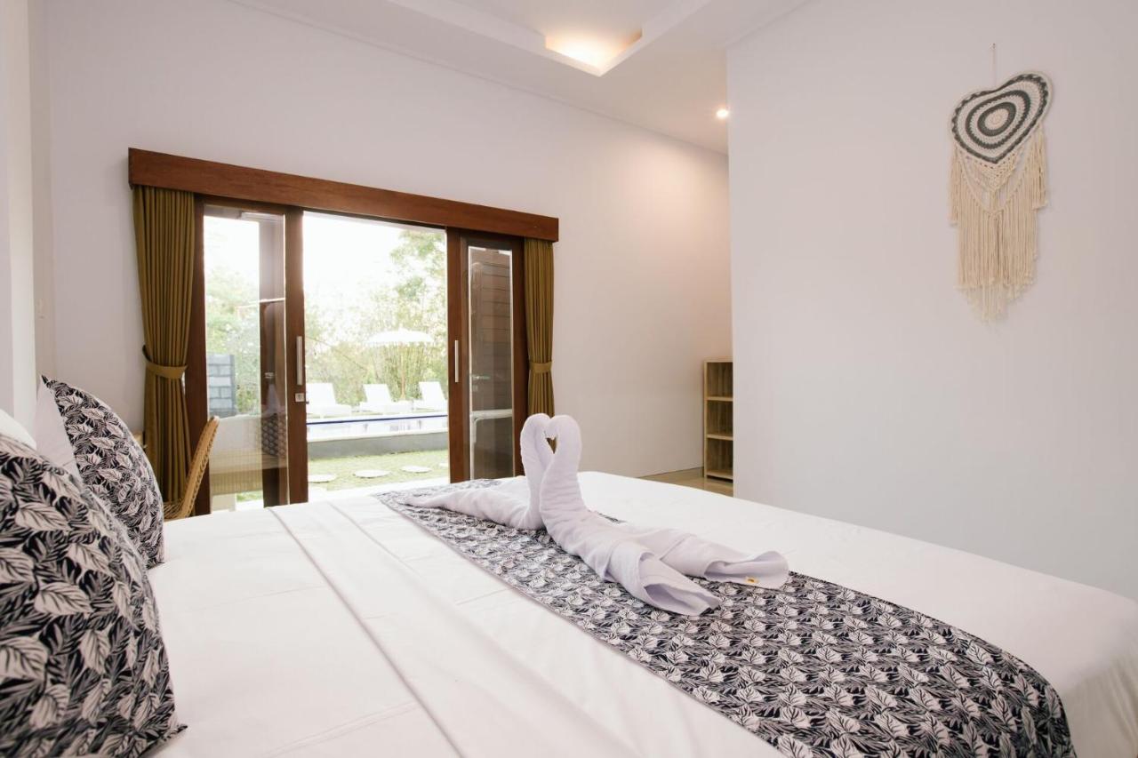 Nanda Homestay Canggu Buitenkant foto
