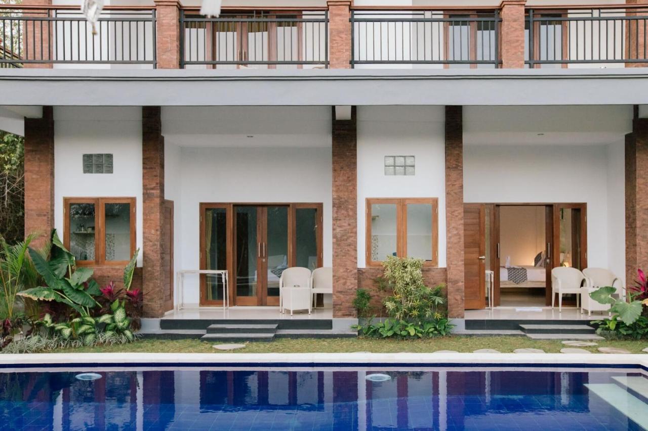 Nanda Homestay Canggu Buitenkant foto